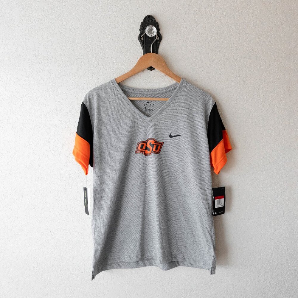 NWT Nike OSU Women’s Top Size Large Gray Dri-FIT Breathe V-Neck T-Shirt Oklahoma